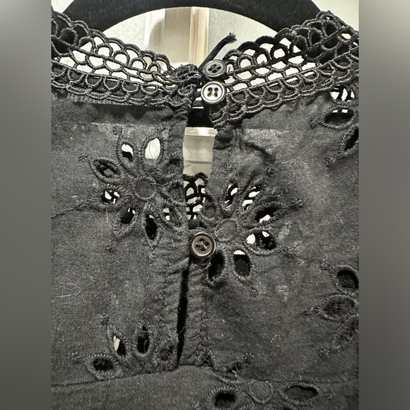 Vici Black Lace Detail Top - Picture 7 of 8